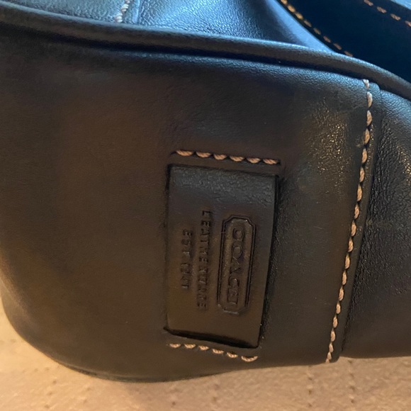 Coach cowhide dark brown purse - no. D13-7776 - Picture 10 of 12